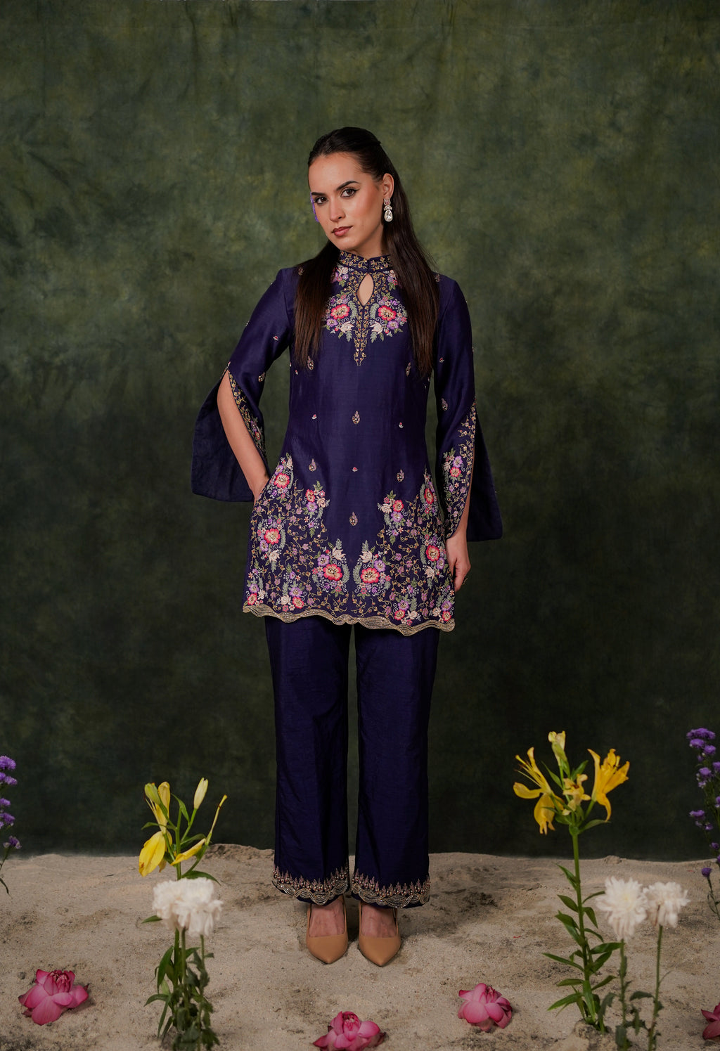 De Lara Indigo Chanderi Kurta With Silk Pant